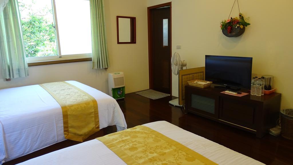 Emoonten Homestay Sanzhi Exterior photo