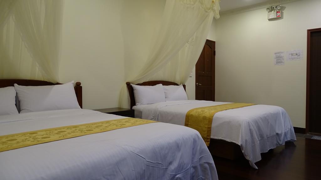 Emoonten Homestay Sanzhi Exterior photo