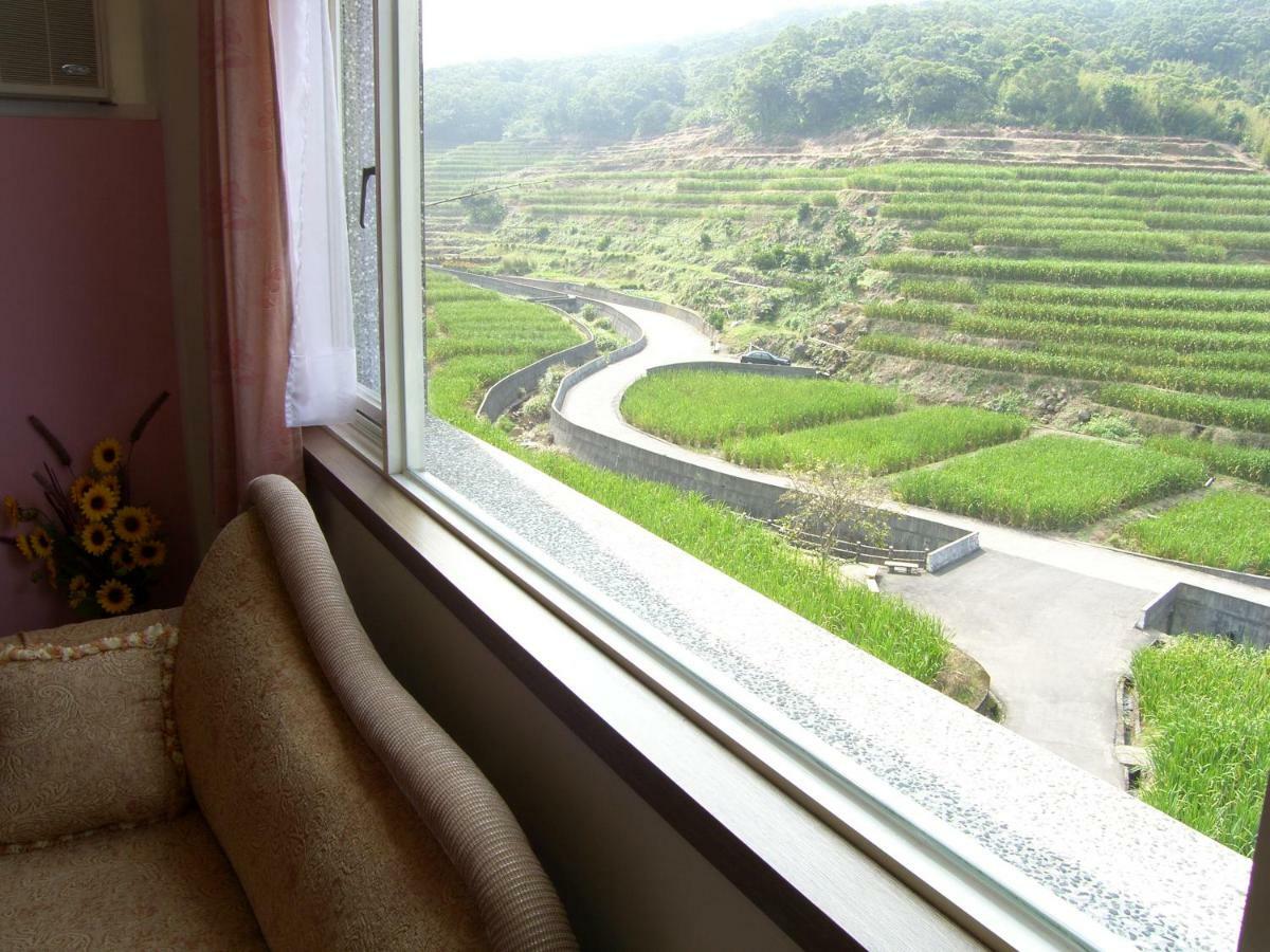 Emoonten Homestay Sanzhi Exterior photo